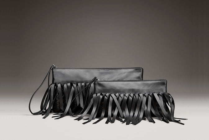 bottega-veneta-Intrecciato-woven-fringe-clutch-front-2