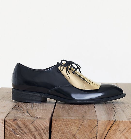 Celine-Metal-Plate-Pointy-Toe-Closed-Shoe-in-Brushed-Calfskin-Black-1