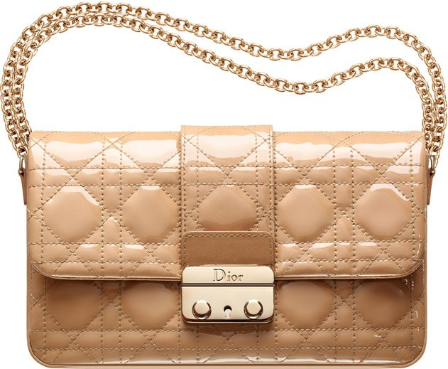 Dior-new-lock-pouch-beige-1