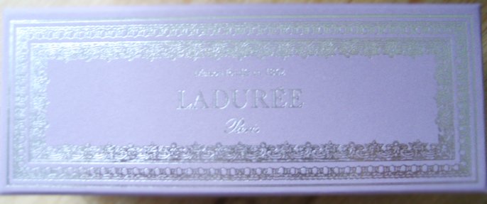 laduree-macarons-3