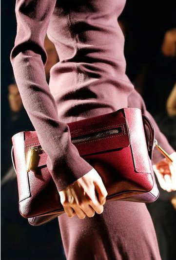 lanvin-le-jour-bag-burgundy-catwalk