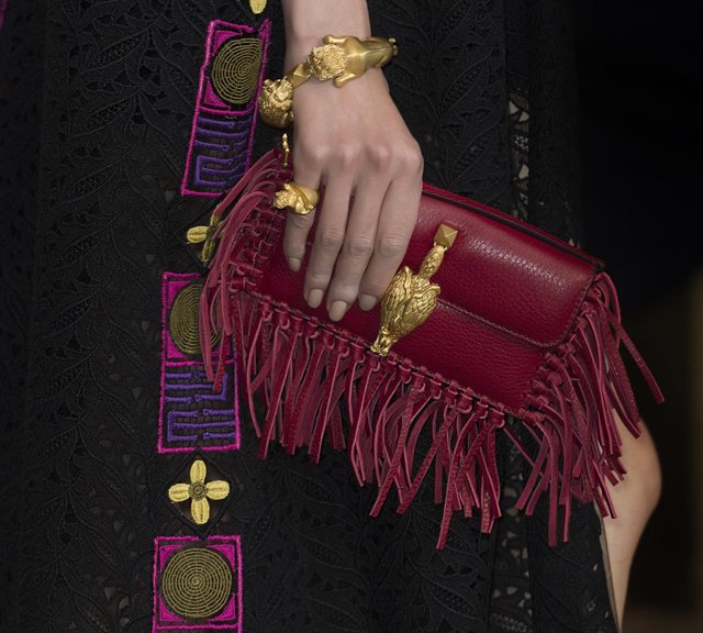 valentino-spring-summer-2014-catwalk-bag-collection-11