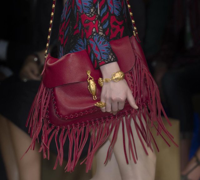 valentino-spring-summer-2014-catwalk-bag-collection-3