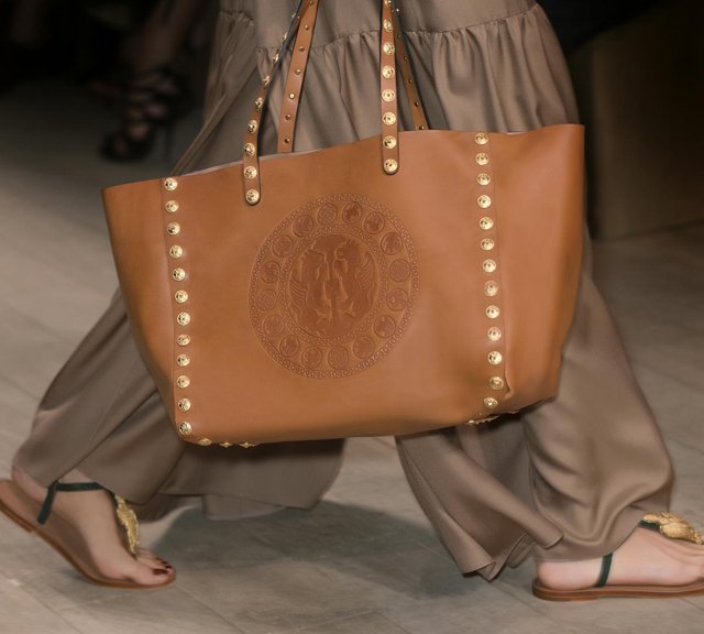 valentino-spring-summer-2014-catwalk-bag-collection-7