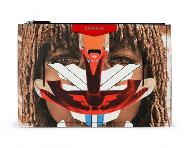 Givenchy-Medium-Antigona-clutch-in-Tribal-Girl-double-sided-print