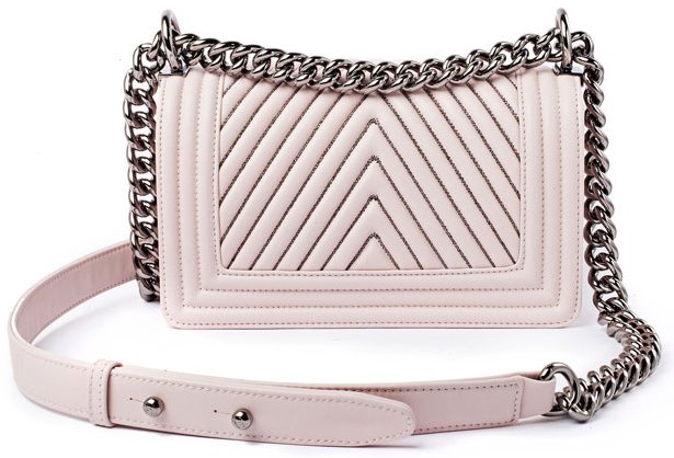 Chanel-Boy-Chevron-Flap-Bag