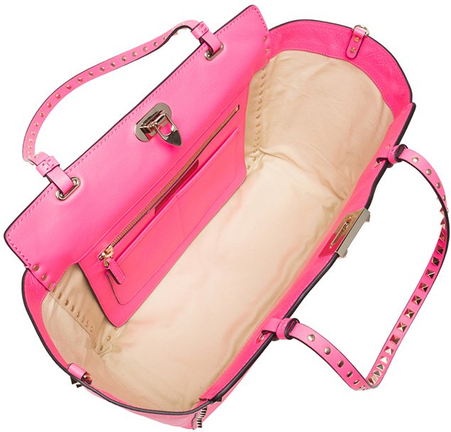 Valentino-Rockstud-Trapeze-Tote-Fluo-Pink-Interior