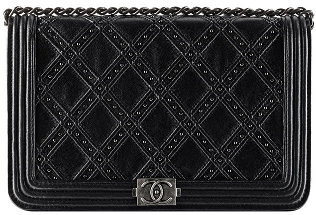 Chanel-Boy-Wallet-On-Chain-Paris-Dallas