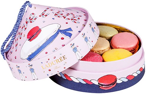 Laduree-Little-Sailor-Summer-Limited-Macaroon-Box