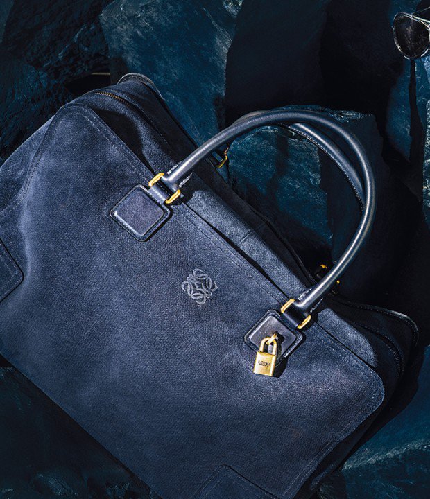 Loewe-Indigo-Amazona-Bag