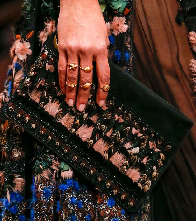 Valentino-Spring-2014-Runway-Bag-Collection-27