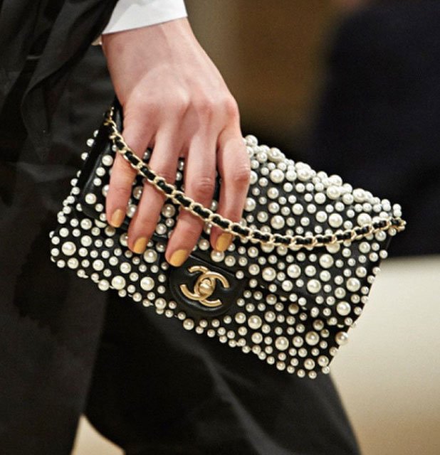 Chanel-Pearl-Flap-Bag-3