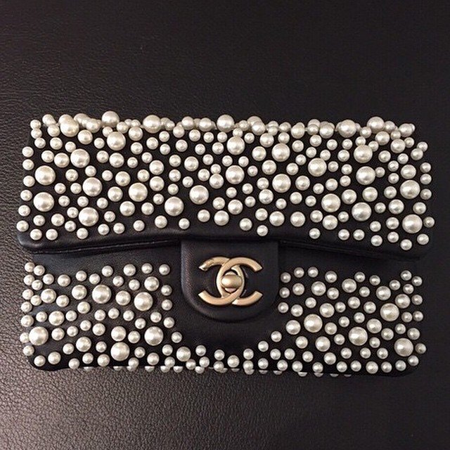 Chanel-Pearl-Flap-Bag-4