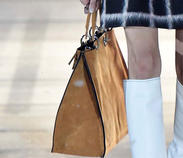 Dior-Pre-Fall-2015-Runway-Bag-Collection-33