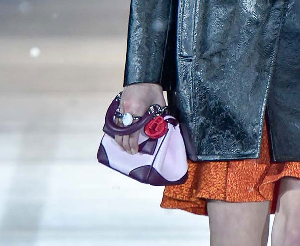 Dior-Pre-Fall-2015-Runway-Bag-Collection-34