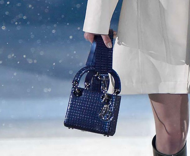 Dior-Pre-Fall-2015-Runway-Bag-Collection-37