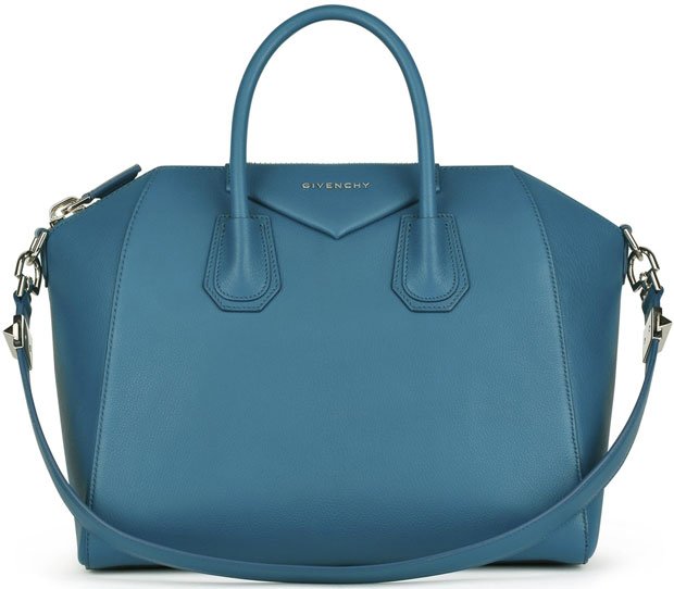 Givenchy-Antigona-medium-bag-in-grained-leather