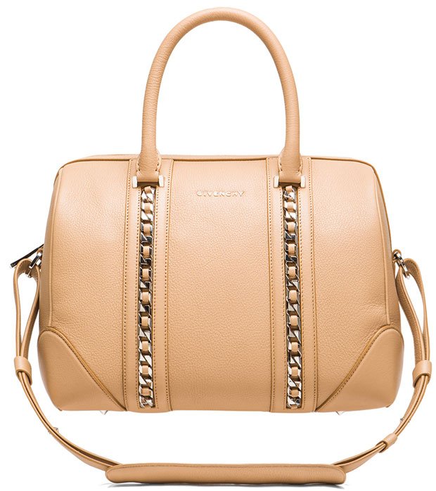 Givenchy-Chain-Animation-Medium-Lucrezia-in-Light-Beige