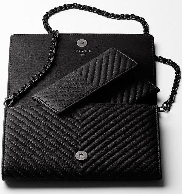 Chanel-Boy-Chevron-Wallet-On-Chain-2