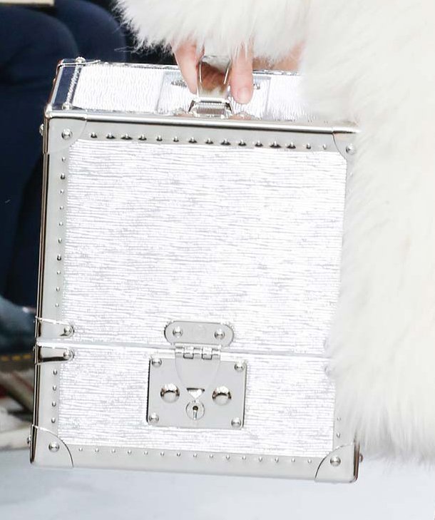 Louis-Vuitton-Fall-Winter-2015-Runway-Bag-Collection-15