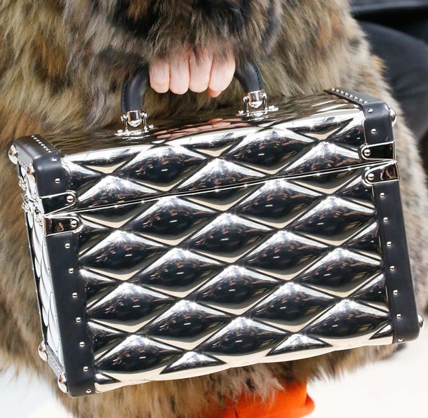 Louis-Vuitton-Fall-Winter-2015-Runway-Bag-Collection-4