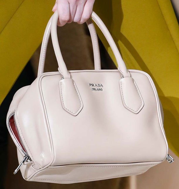 Prada-Fall-Winter-2015-Runway-Bag-Collection-18