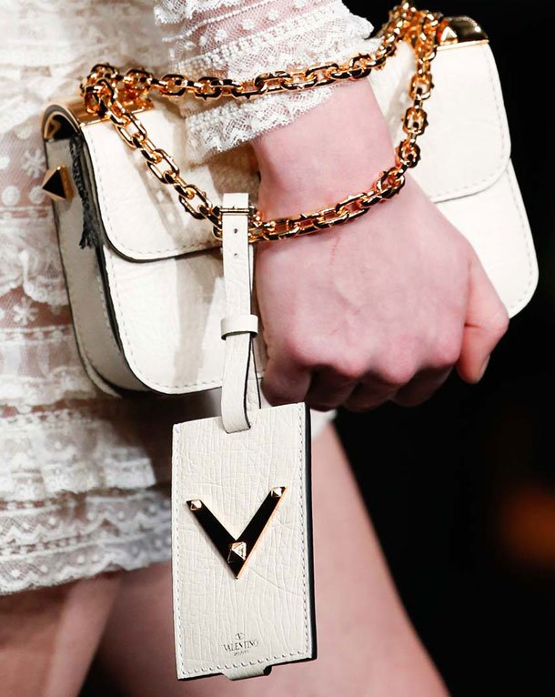 Valentino-Fall-Winter-2015-Runway-Bag-Collection-26