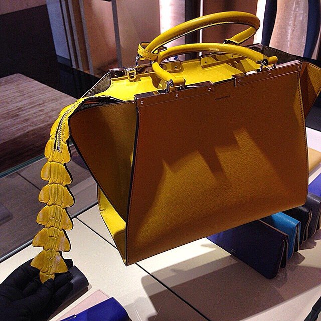 Fendi-3jours-tote-with-Crocodile-Tale