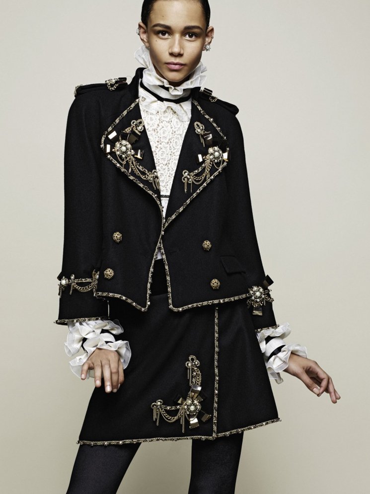 Chanel-Métiers-d’Art-Pre-Fall-2015-Lookbook-11