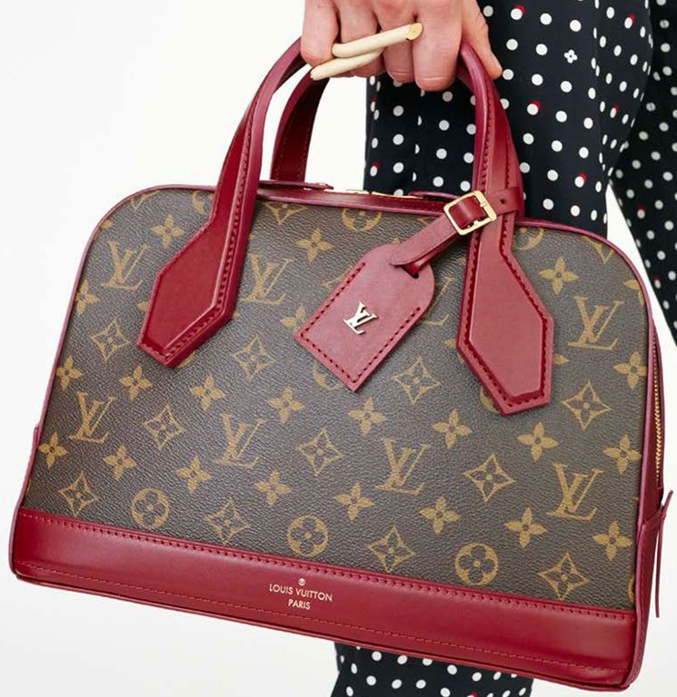 Louis-Vuitton-Fifteen-Girls-Descending-A-Staircase-Bag-Collection-13