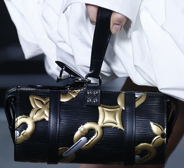 Louis-Vuitton-Spring-Summer-2016-Runway-Bag-Collection-Featuring-The-New-Petite-Malle-Bag-13