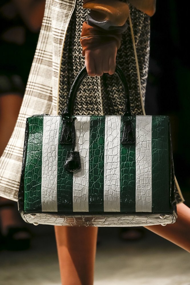 Prada-Spring-Summer-2016-Runway-Bag-Collection-4