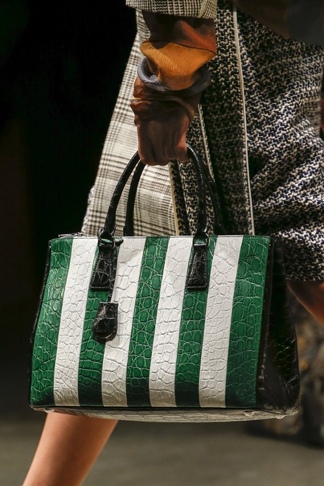 Prada-Spring-Summer-2016-Runway-Bag-Collection-5