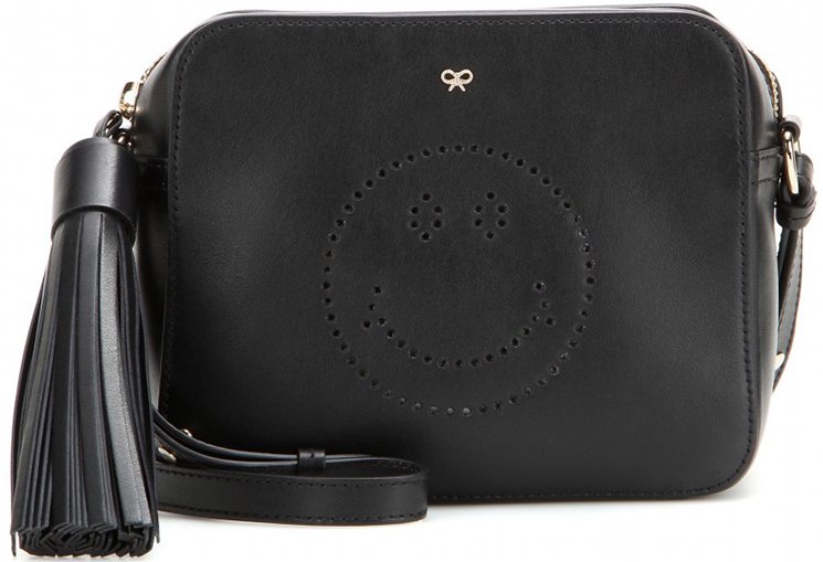 Anya-Hindmarch-Smiley-Hand-Bags-3