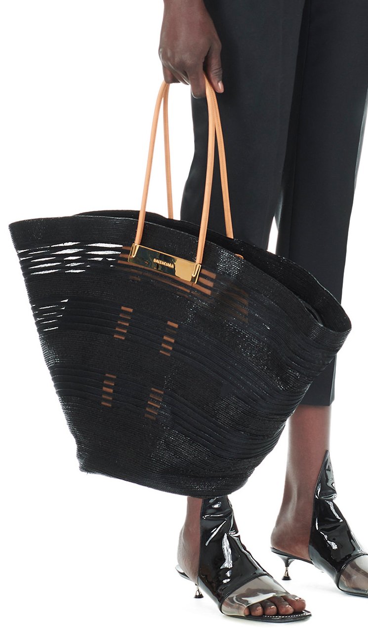 Balenciaga-Cable-Raffia-Maxi-Basket-4