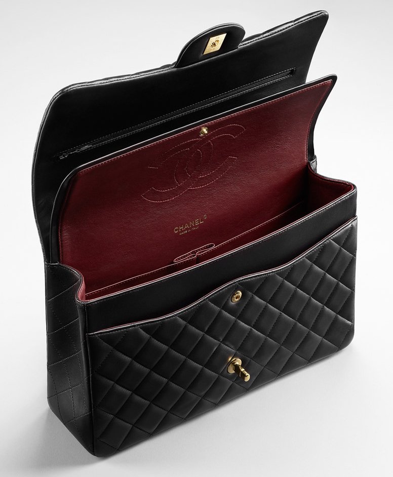 Chanel-Classic-Flap-Bag-Interior