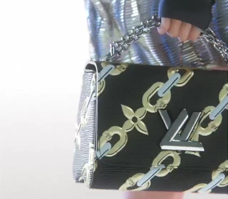 Louis-Vuitton-Spring-Summer-2016-Anime-Bag-Campaign-4