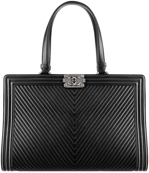 Chanel-boy-chevron-shopping-tote-black