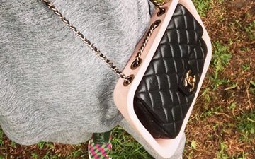 Chanel Flap Bag With Packaging Tray thumb