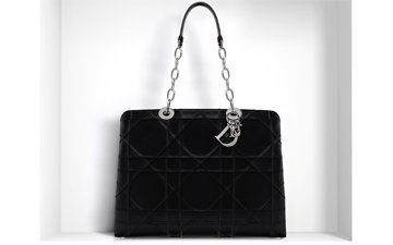 Dior Soft Tote Lambskin thumb