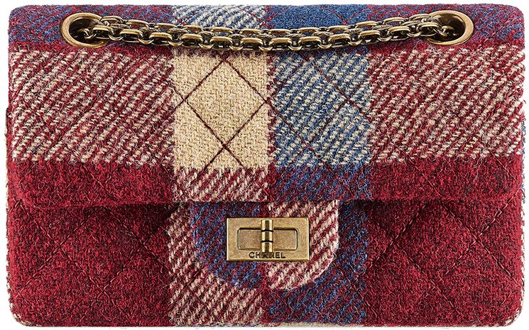 Chanel-Fall-Winter-2015-Bag-Collection-11