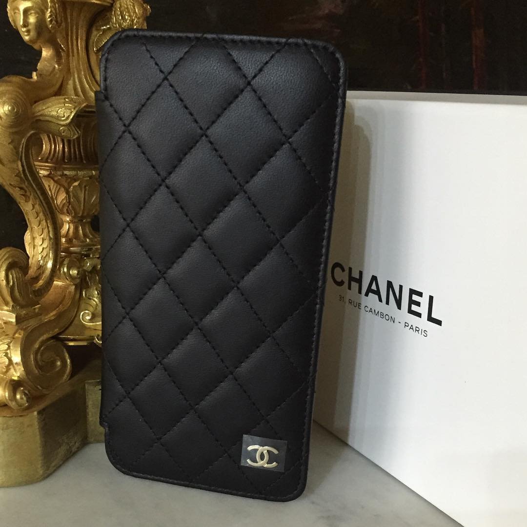 A-Closer-Look-Chanel-Quilted-Phone-Holders