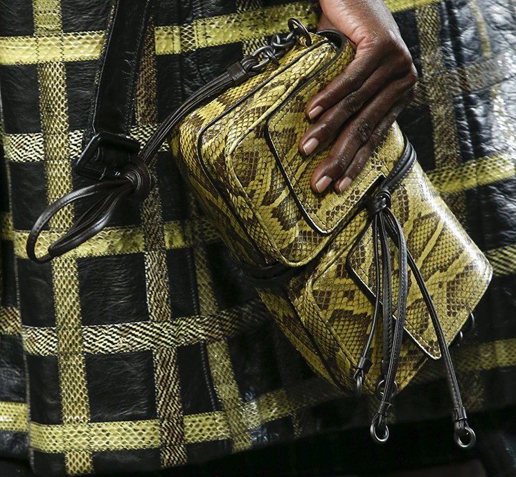 Bottega-Veneta-Fall-Winter-2016-Runway-Bag-Collection-15