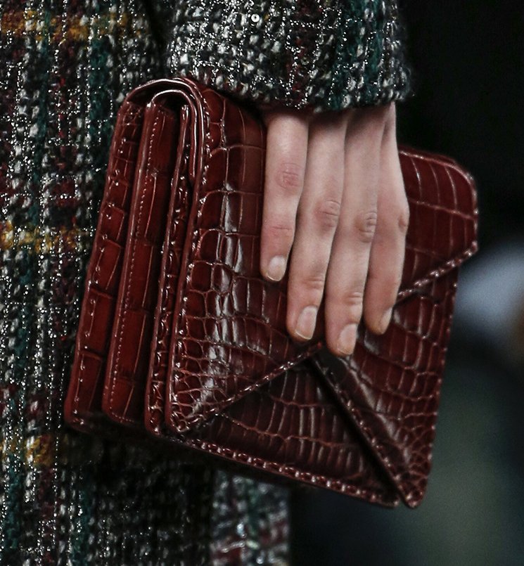 Bottega-Veneta-Fall-Winter-2016-Runway-Bag-Collection-29