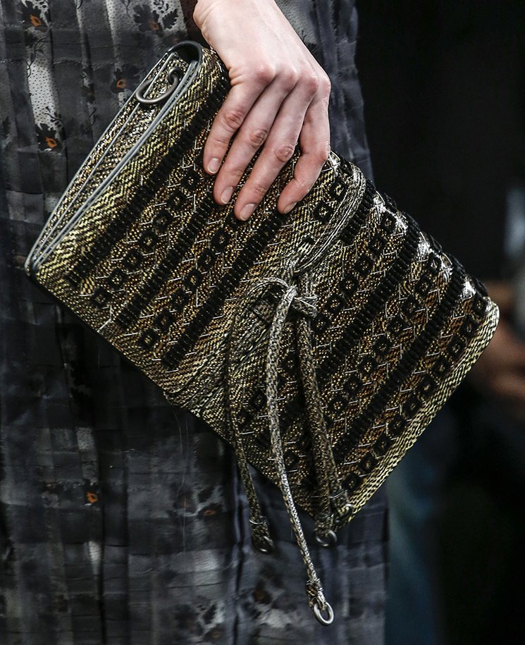 Bottega-Veneta-Fall-Winter-2016-Runway-Bag-Collection-39