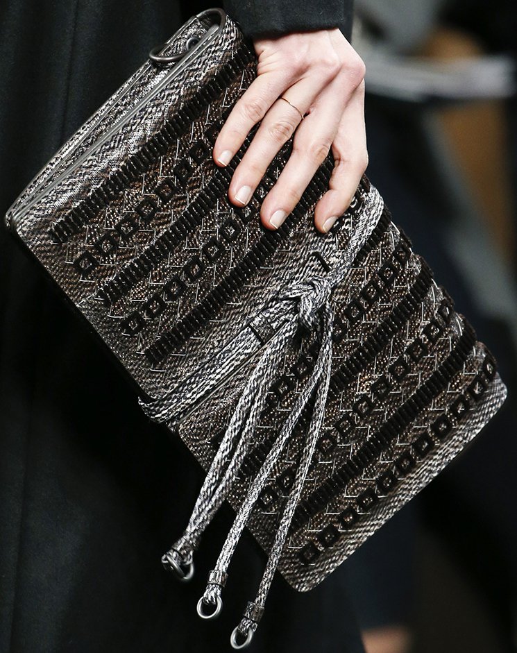 Bottega-Veneta-Fall-Winter-2016-Runway-Bag-Collection