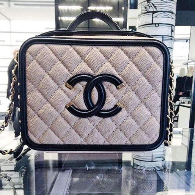 Chanel-Vanity-Case