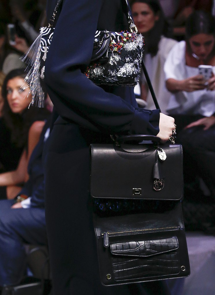 Dior-Fall-Winter-2016-Runway-Bag-Collection-12