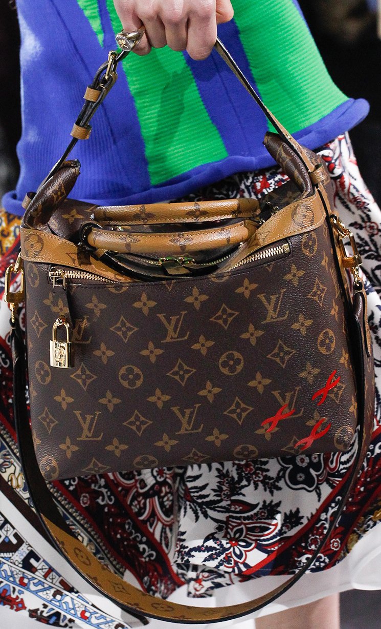 Louis-Vuitton-Fall-Winter-2016-Bag-Runway-Bag-Collection-17