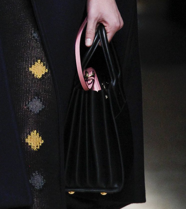 Prada-Fall-Winter-2016-Runway-Bag-Collection-5